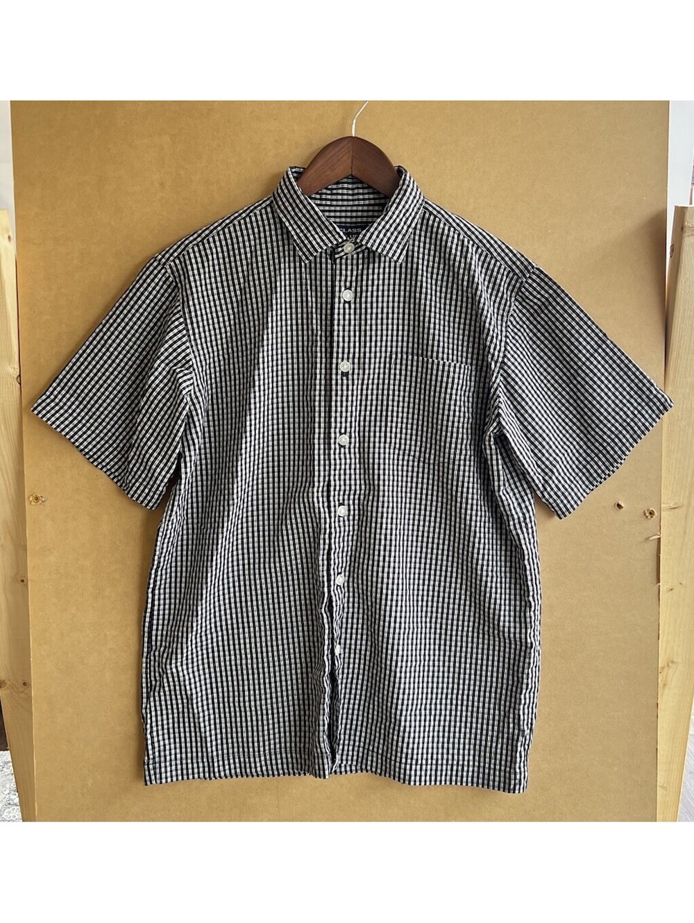 Class Club Gingham Plaid Short Sleeve Button-Down Shirt in a size 18